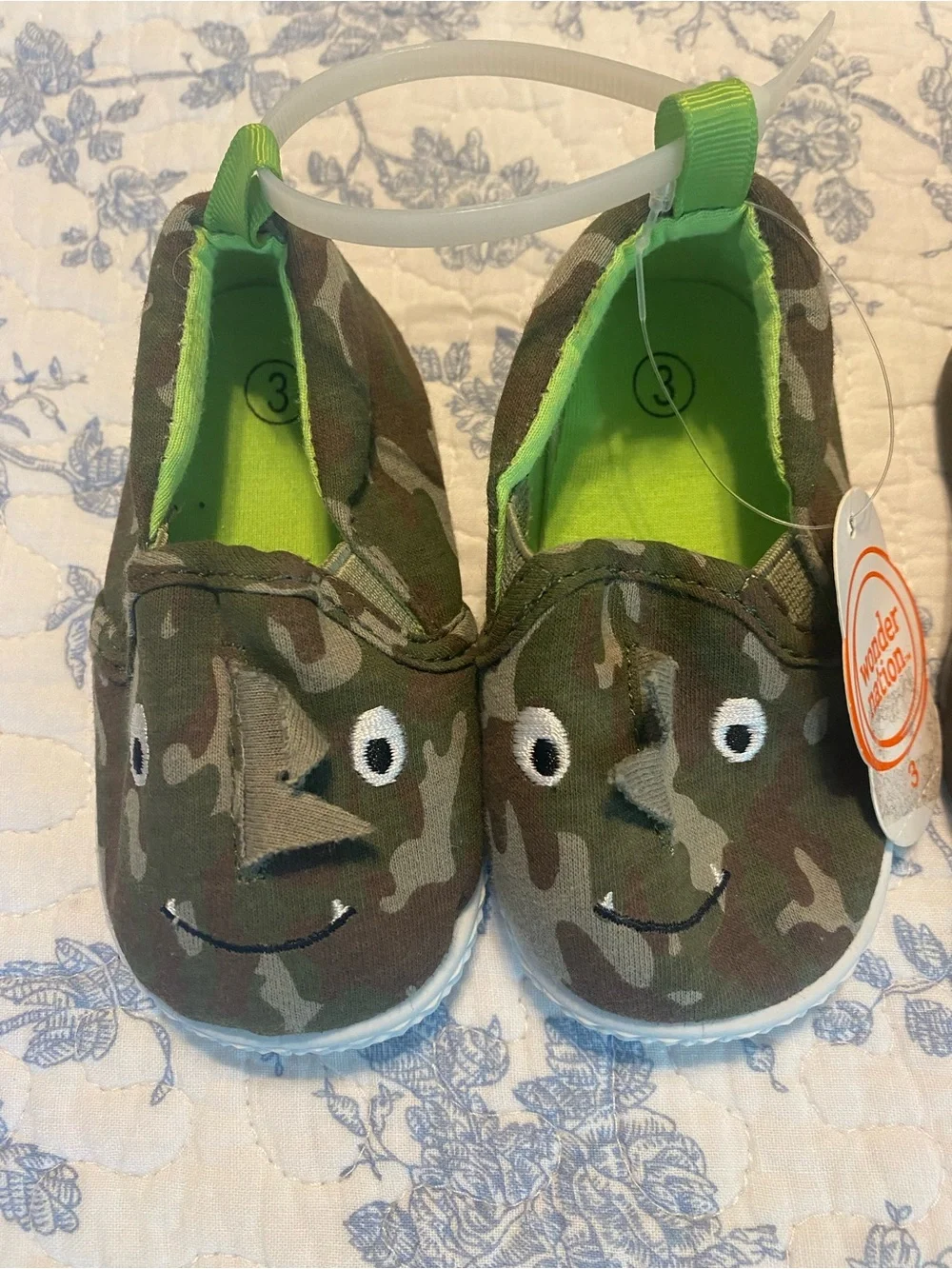 Baby Boy/Toddler Shoe Bundle Size 2/3 Hey Dude, Wonder Nation, Oshkosh